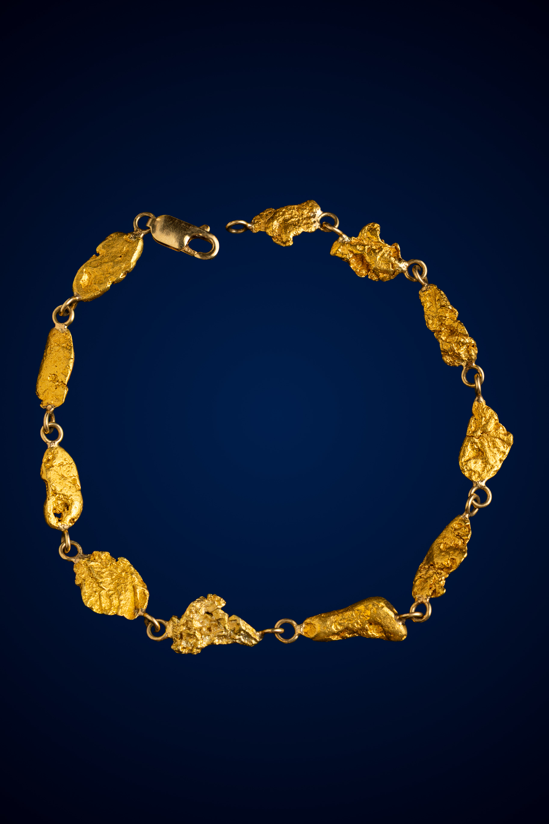 (image for) Stunning, Unique Natural Gold Nugget Bracelet - Alaska - 15.19 grams